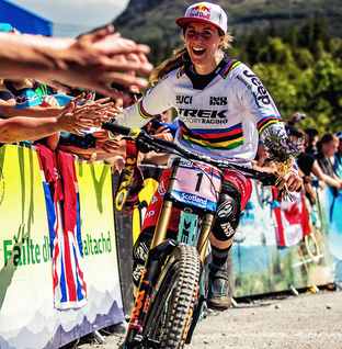 Rachel Atherton wins BT Action Woman award