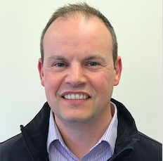 Two new recruits join the Extra UK sales team