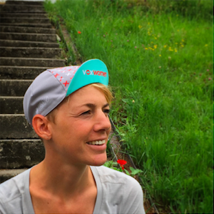 Voxwomen and I R I S collaborate on clothing collection