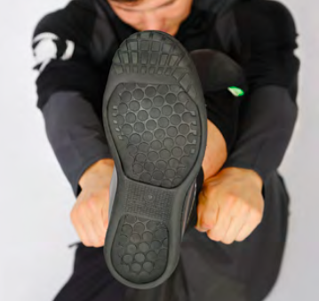 Endura tackles the mud with new overshoe