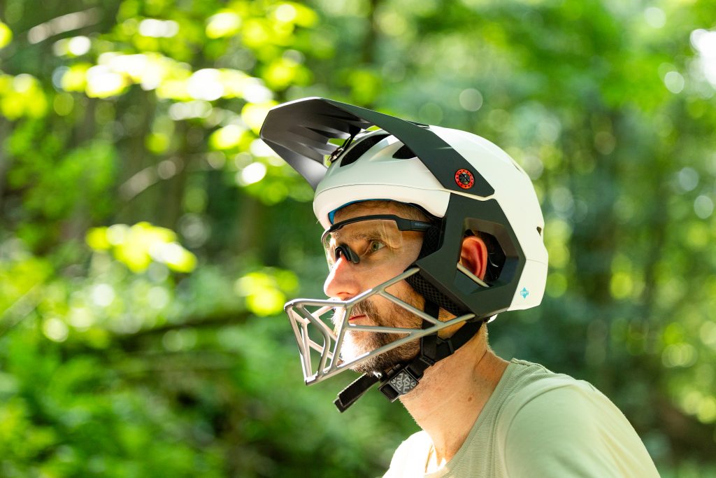 13.Kali Full Face Helmet BikeBiz September Sector Guides: New Products