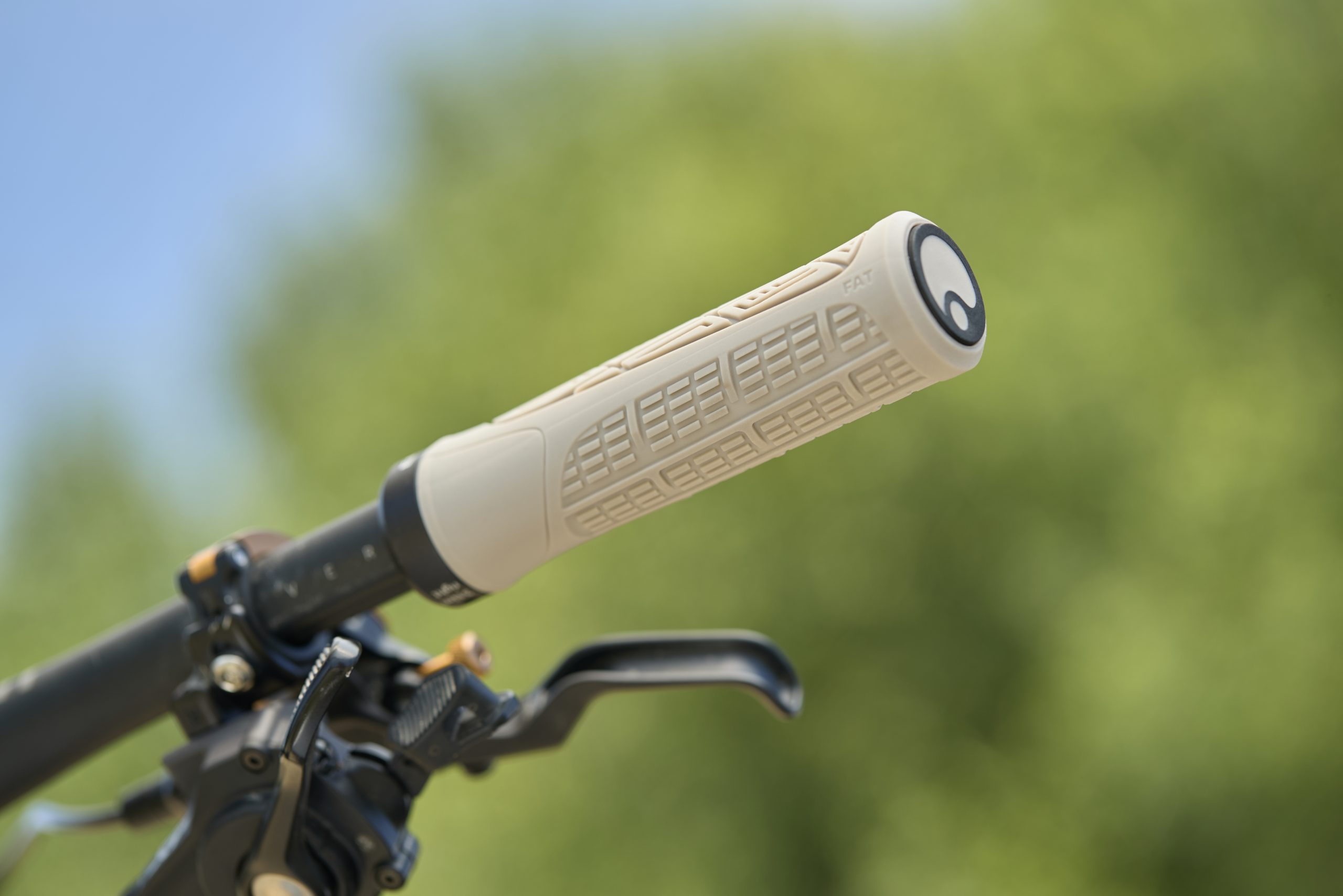 20260710 ER GMSGMACloseUpsOutdoorsLaunch GMS GMA 024 1 scaled Ergon expands MTB grip lineup with GMA and GMS