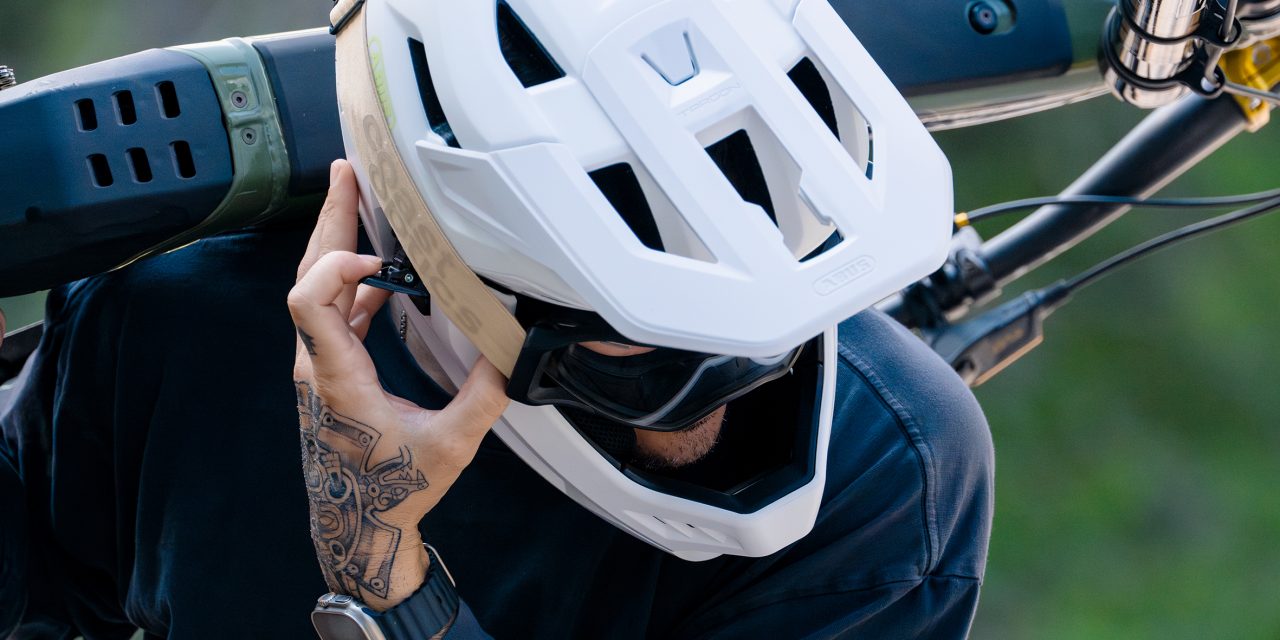 ABUS’s first Italian-made MTB helmet is the convertible ‘Targon’
