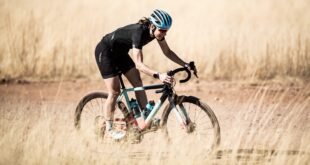 442 5311147 1 American carbon frame manufacturer Allied Cycle Works signs Lea Davison