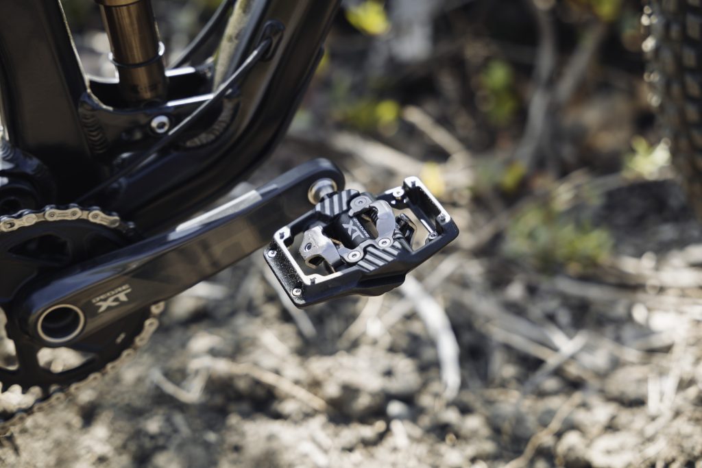 682225 MTB PD M8220 08 CY26 446c8e original 1781673680 Shimano Introduces new DEORE XT, pedals and rotors