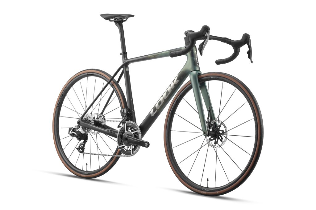 785 huez rs carbon mist verde A2 LOOK Cycles unveils the all-new 785 Huez RS