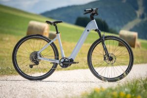 Ananda M7200 eTrekking6 Ananda launches M7000 mid-motor series at Velofollies 2026