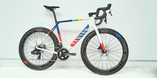 Canyon launches Ultimate CF SLX LTD designed by Torben Giehler
