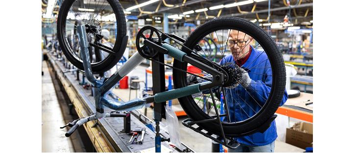 Cowboy shifts bike assembly to France