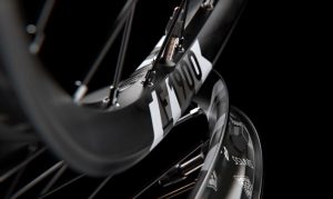 DT F 1900 Classic close up DT Swiss introduces new privateer racer and bike park shredder wheelset