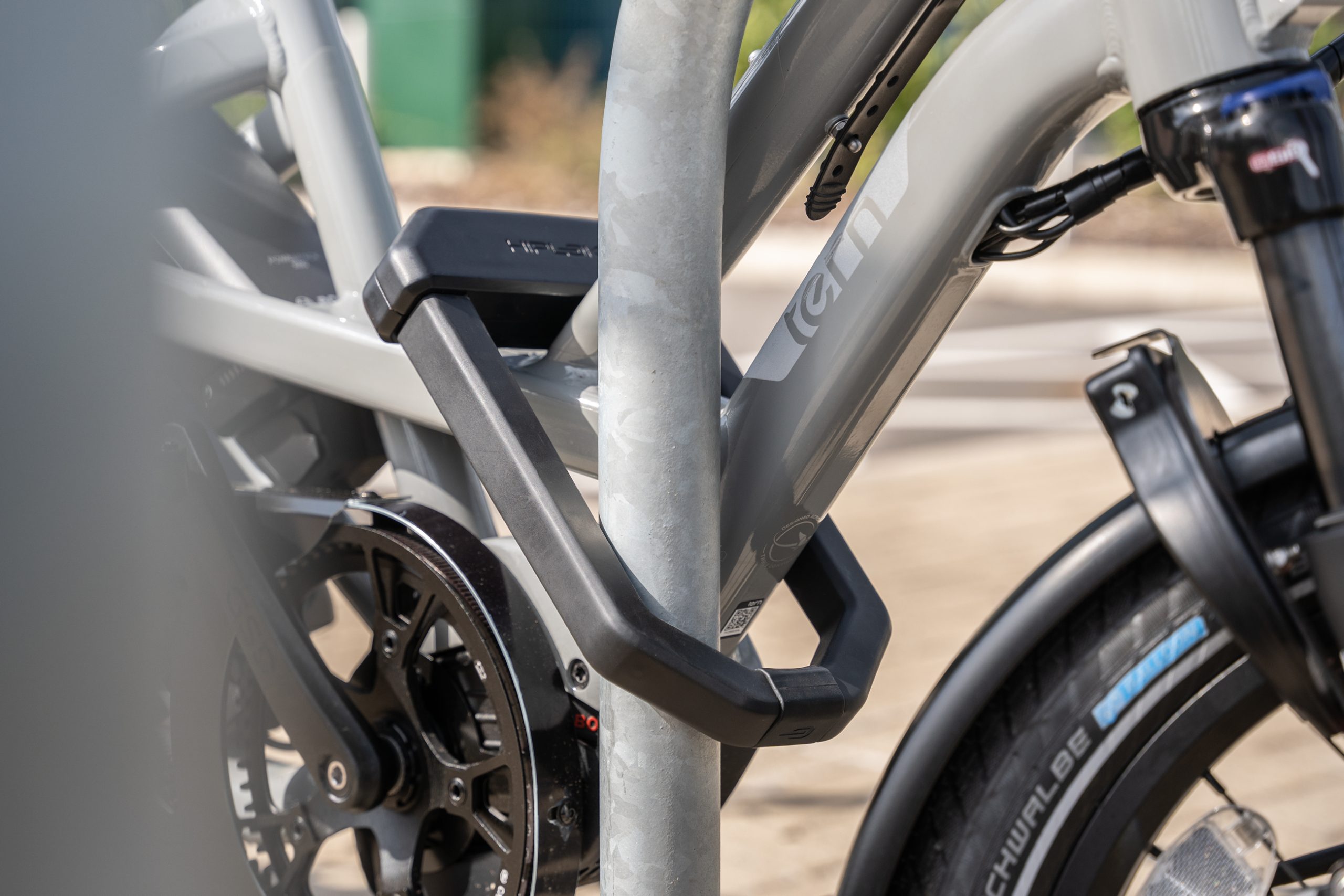 DXM1AB Cargo Bike Locked Close 2 scaled Hiplok launches 1000 Series anti-angle grinder security range