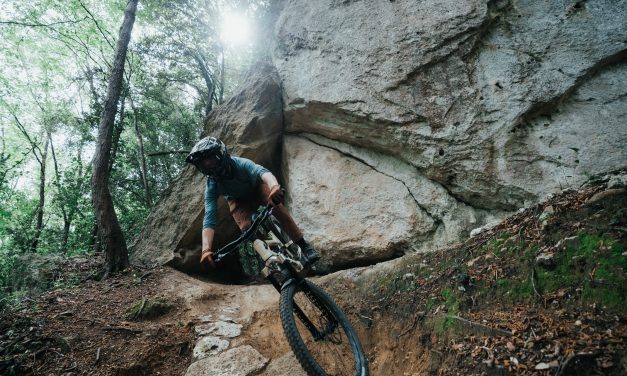 Manitou’s new Mezzer long-travel fork focuses on “physics, not fashion” with a re-engineered internal platform