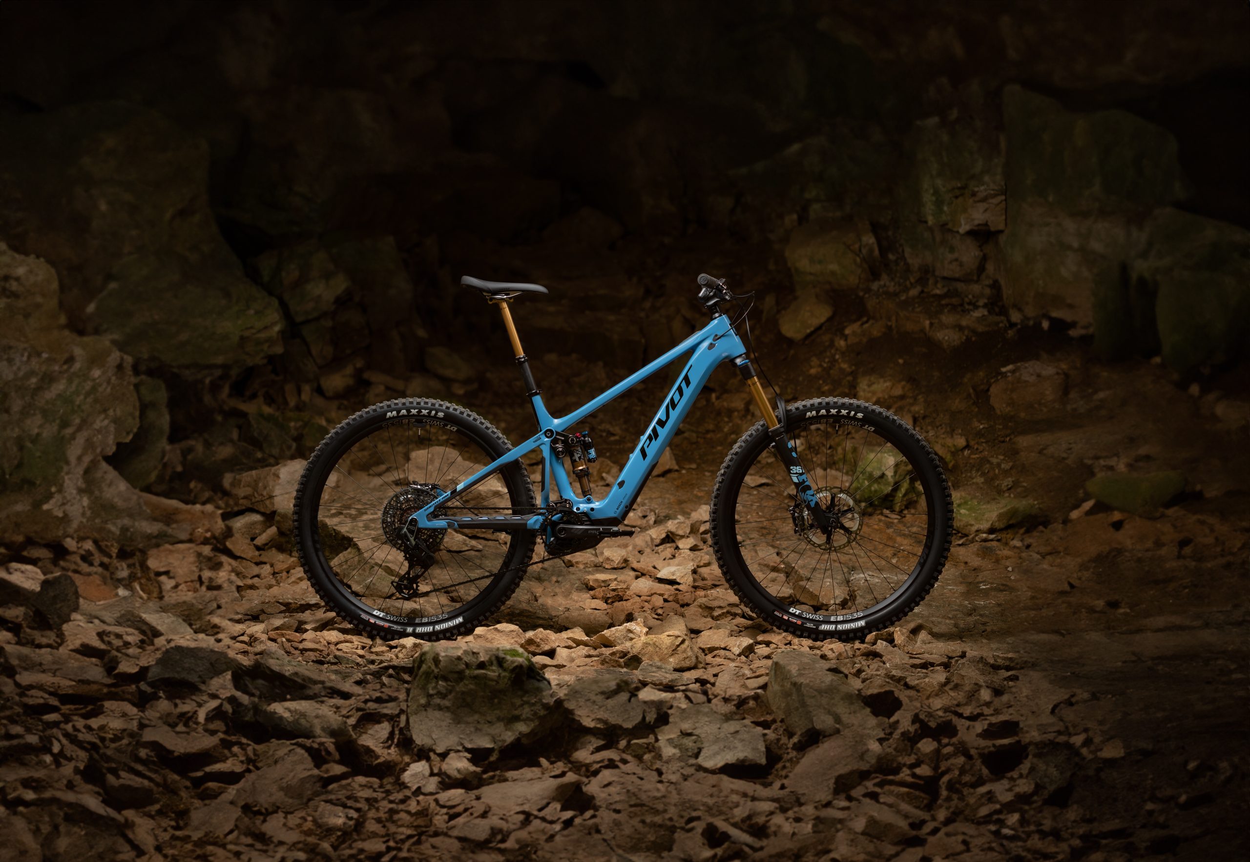 Foto JS Pivot Shuttle AM Bosch PRO 0172 scaled Pivot introduces Shuttle AM with Bosch Performance CX motor