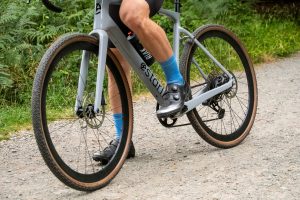 G700 Woods 3 Estarli launches brand first drop bar G700 e-Gravel bike