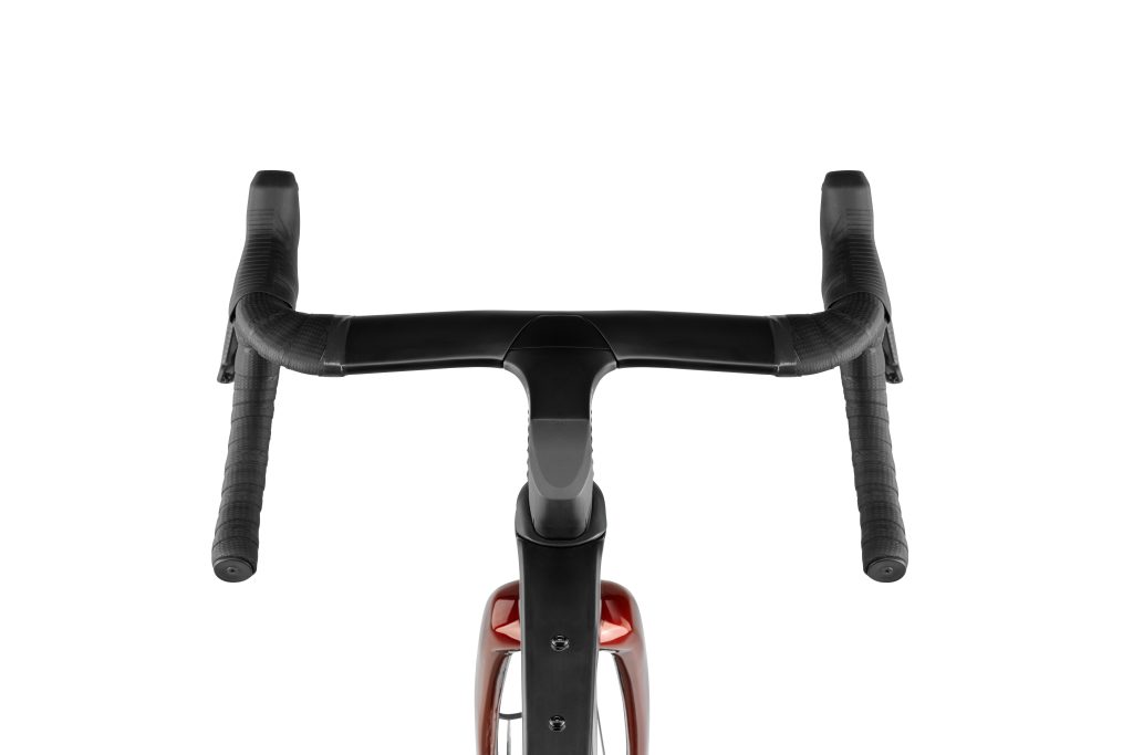 G85 CEZAL RS ORANGE BLACK A6 Look Cycle's new G85 CezalRS is a "race-tuned" performance gravel bike