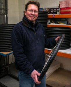 Gecko on the most sustainable tyre ever made1 Return, reground, reuse: Gecko on its cellular rubber technology