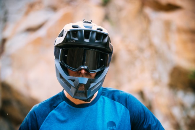 iXS releases new Trigger FF full face helmet