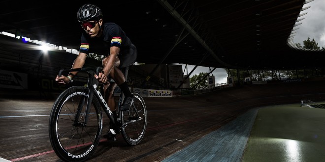 LOOK unveils new 895 Vitesse track bike