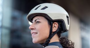 Lazer verde kineticore lifestyle crop Lazer introduces Verde KinetiCore – a sustainable helmet for a circular future