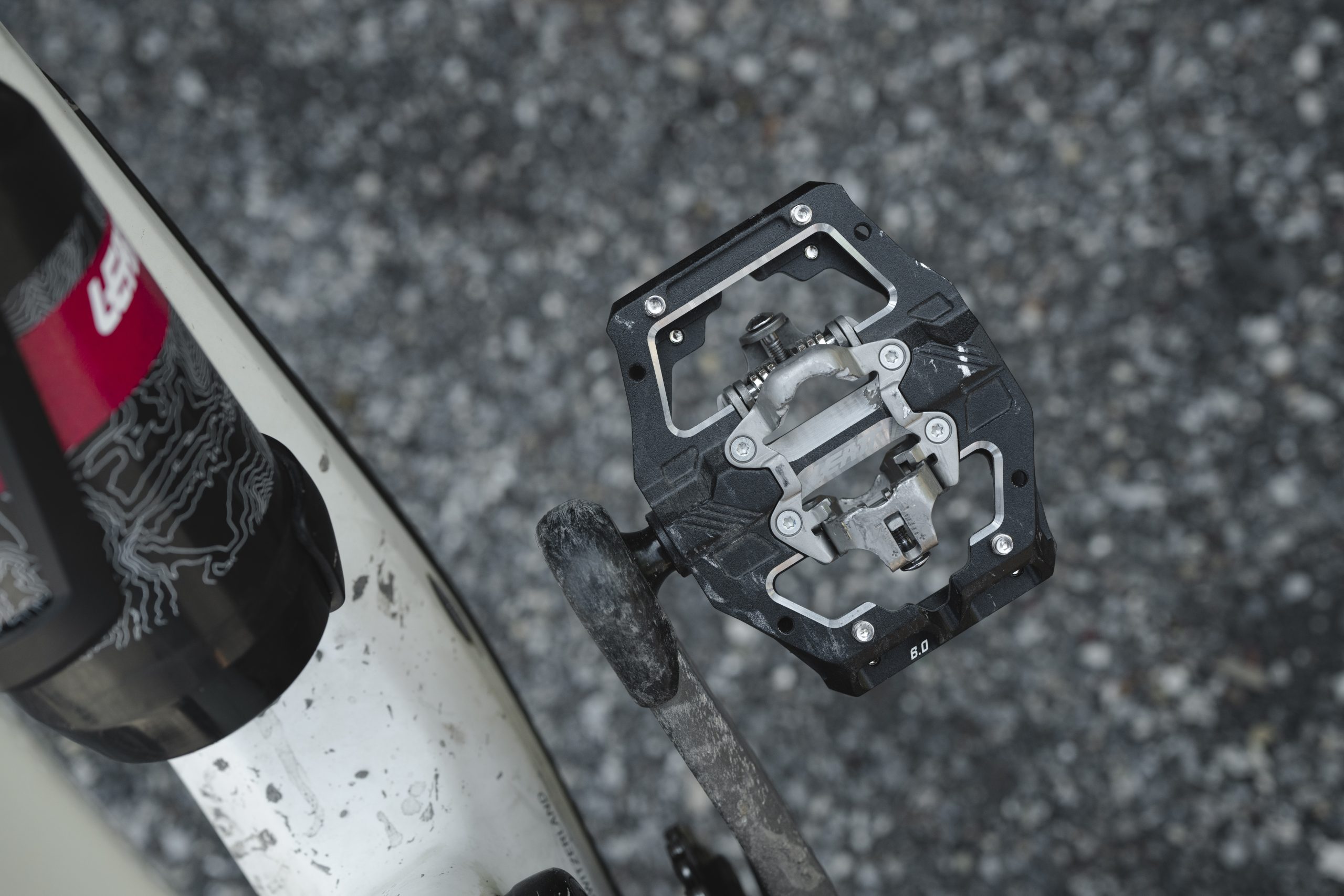 Leatt MY25 MTB byRupertFowler RZ99285 scaled Leatt launches its own line of MTB components