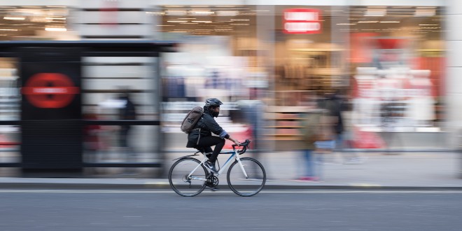 Rise in active journeys helping reduce car use among commuters, study finds