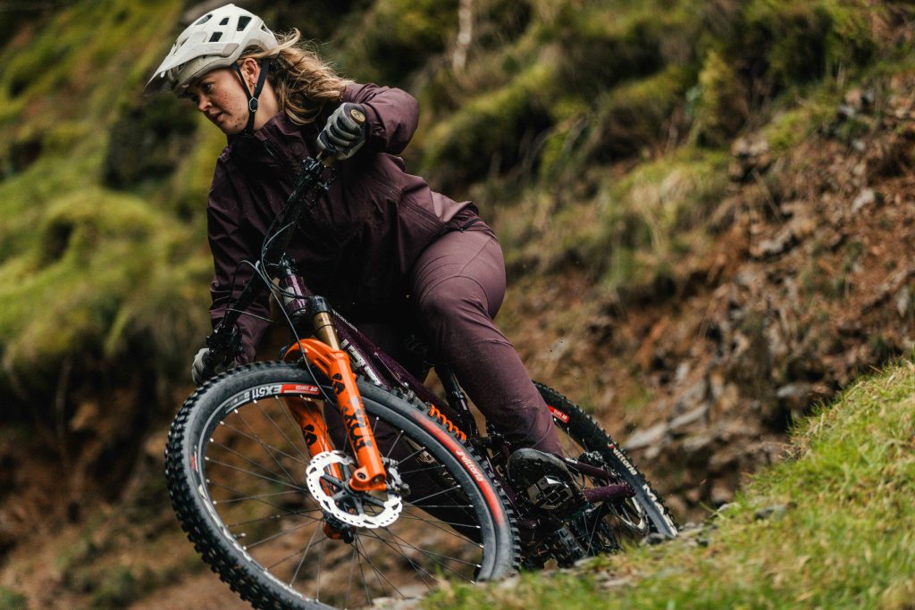 MADISON CLOTHING W26 JT 448 Copy Madison unveils AW26 wet-weather clothing range led by new Flux HydroShift jacket