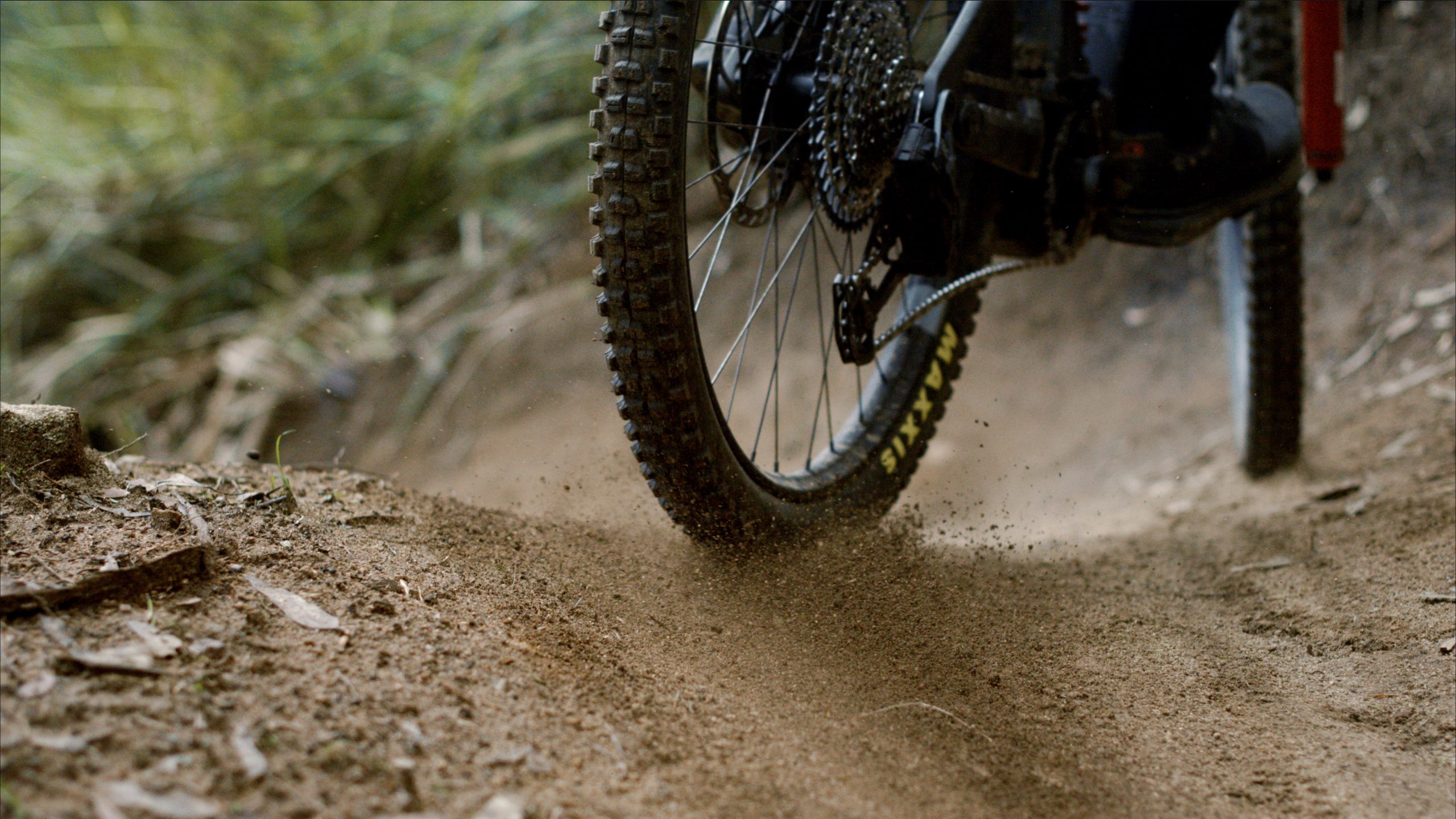 MX2 scaled Maxxis Launches New 32" Tyres Plus New MaxxTerra Compound and Aspen AT Tyres