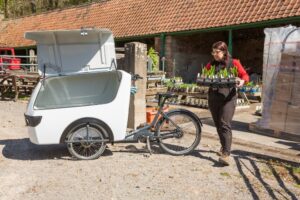 National Trust staff use a Raleigh e Cargo bike at Stowe in Buckinghamshire.jpg.jpg 1 Raleigh donates e-bikes and e-cargo bikes to National Trust for trial