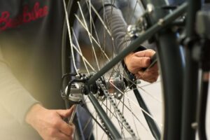 New Government backed bike mechanic apprenticeship scheme launches in UK2 New employment programme to gain Government-backed bike mechanic apprenticeship launches in UK