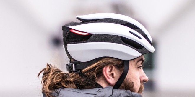 New smart helmet raises over £1 million on Kickstarter