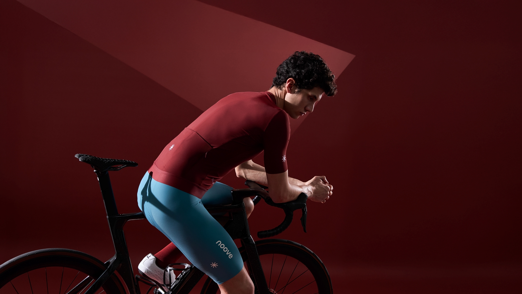 Noove apparel launches with sustainability goals in focus