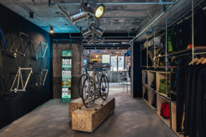 Pure New Display Stand Bike Store V1 Weldtite 'wages war on plastic' with reusable Pure Aluminium Refill Bottle