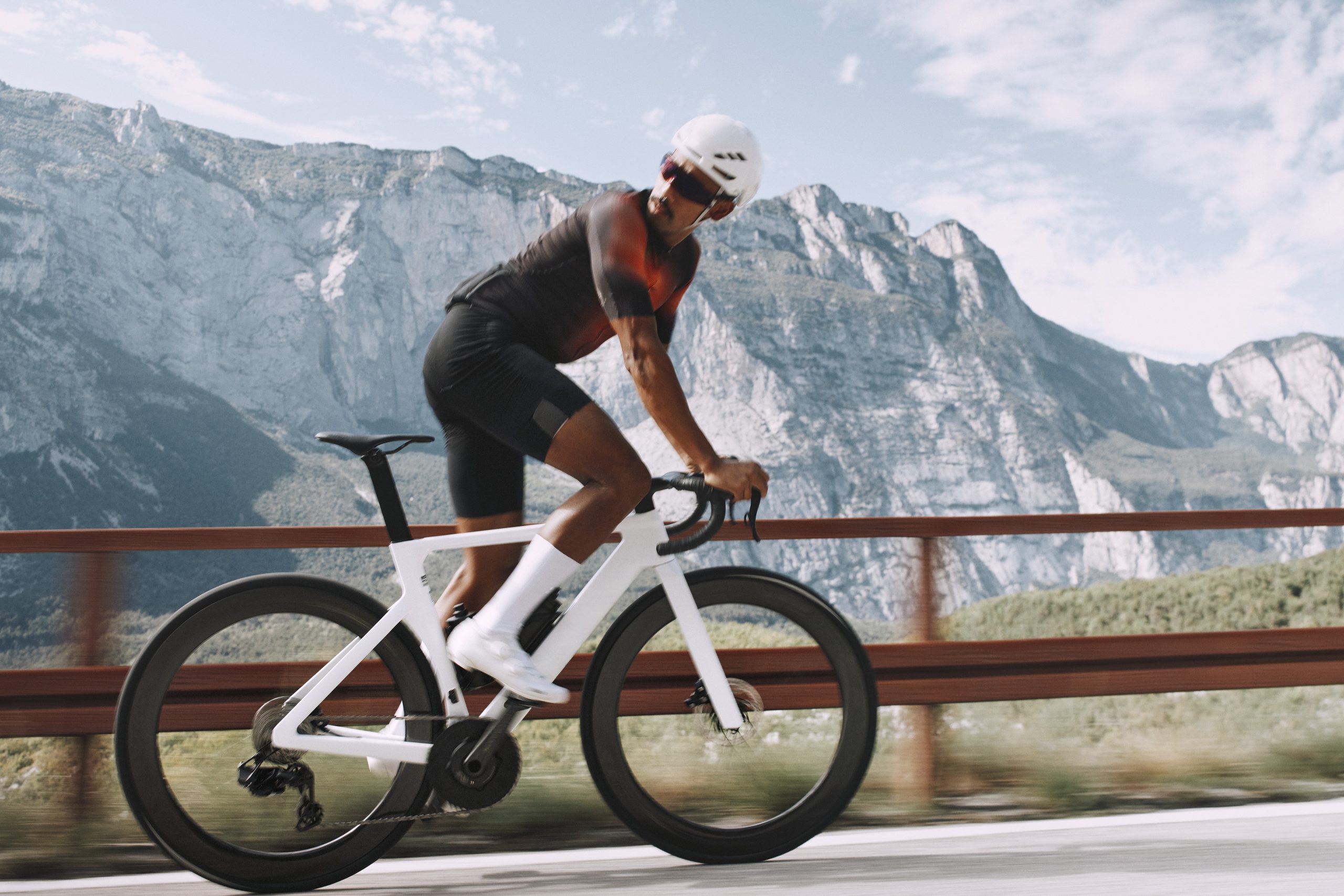 ROAD1X A0A6941 scaled Campagnolo Debuts its Super Record Wireless 13 Platform