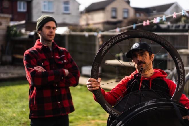 Halo Wheels signs Downing and Hutchinson