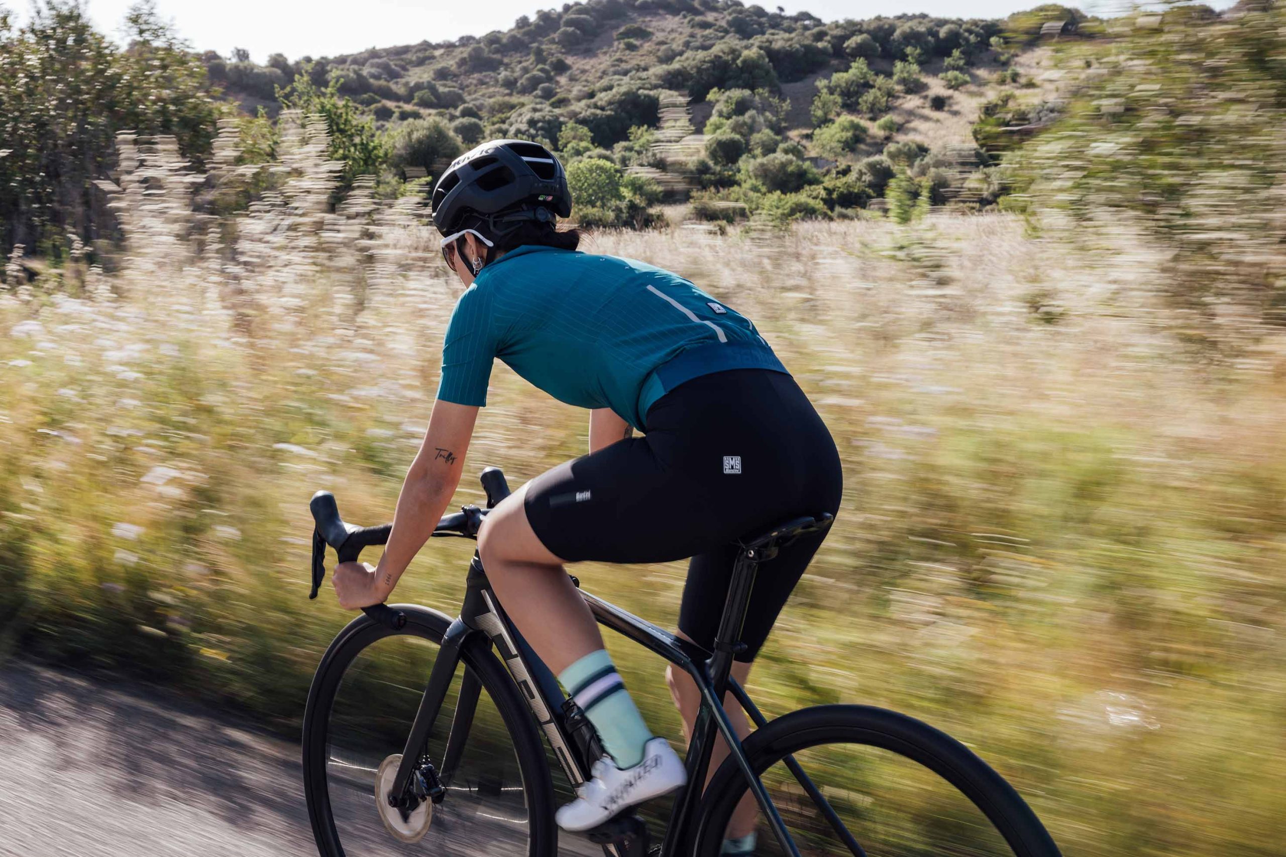 SANTINI SS24 REDUX SPD action scaled Santini shares bib short compression guide