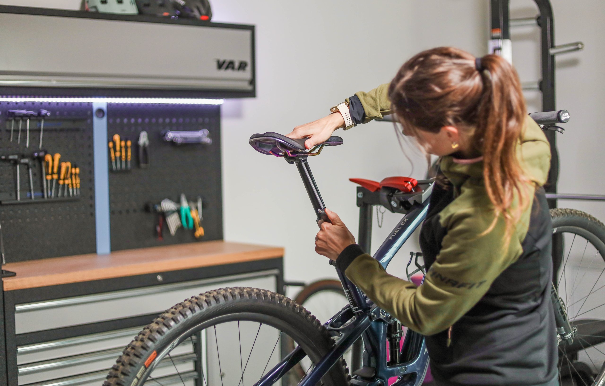 SDG TellisV2 Lifestyle AN2A0374 scaled SDG Components launches Tellis V2