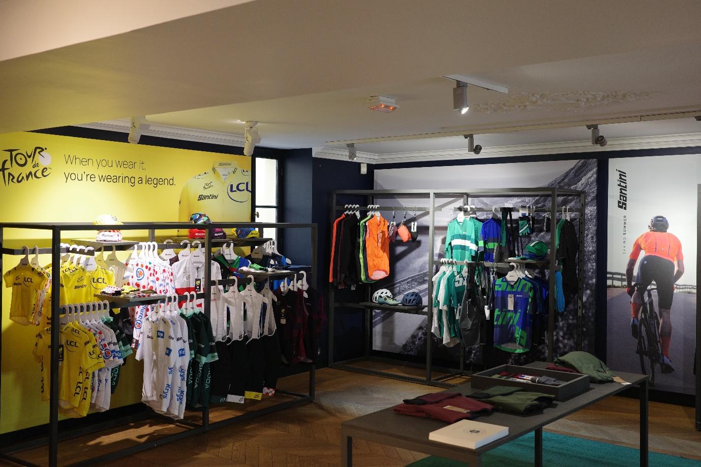 Santini Concepts 1 Santini to launch visual merchandising packages at COREbike