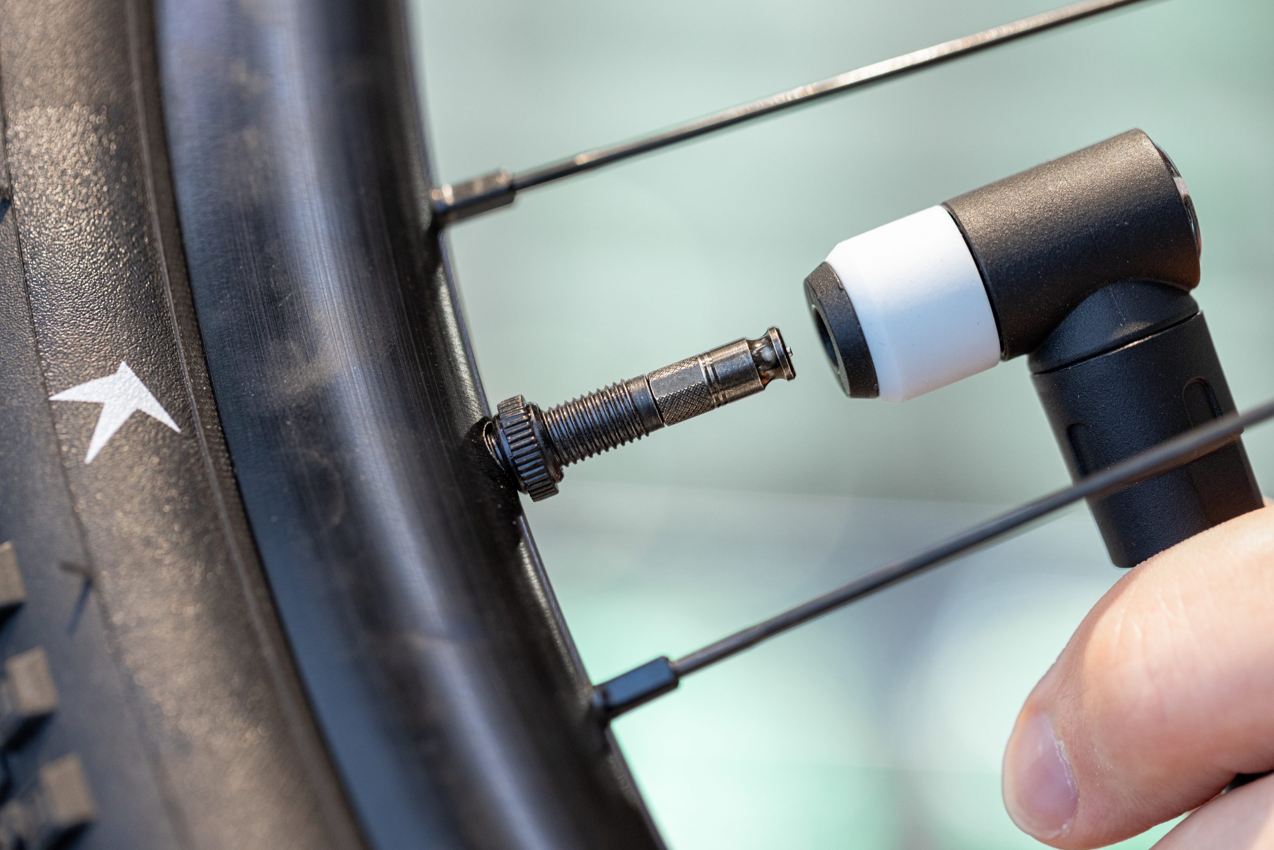 Schwalbe presents revolutionary Clik Valve