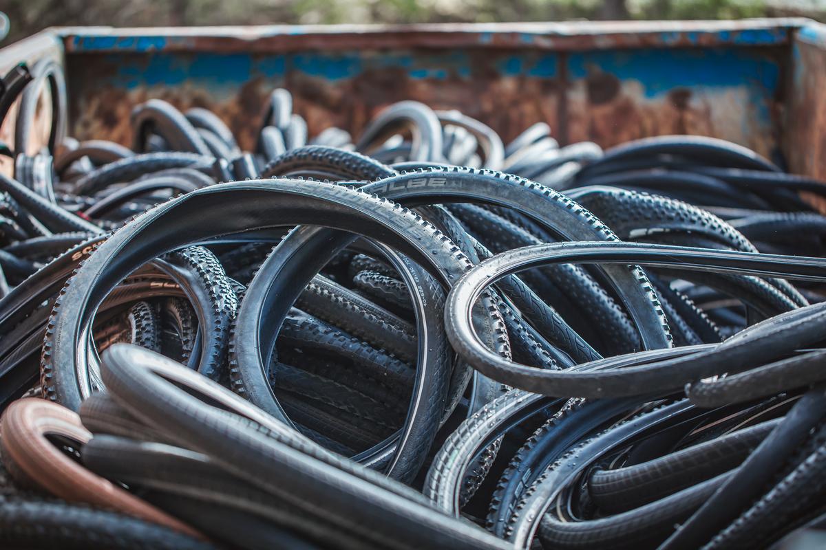 Schwalbe Recycling Spedition Emons 5 Schwalbe surpasses one million tyres recycled
