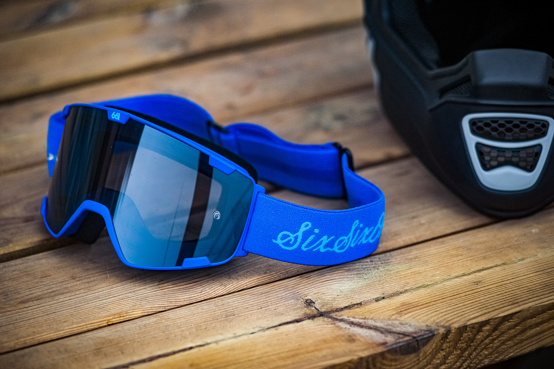 SixSixOne launches new Radia goggle