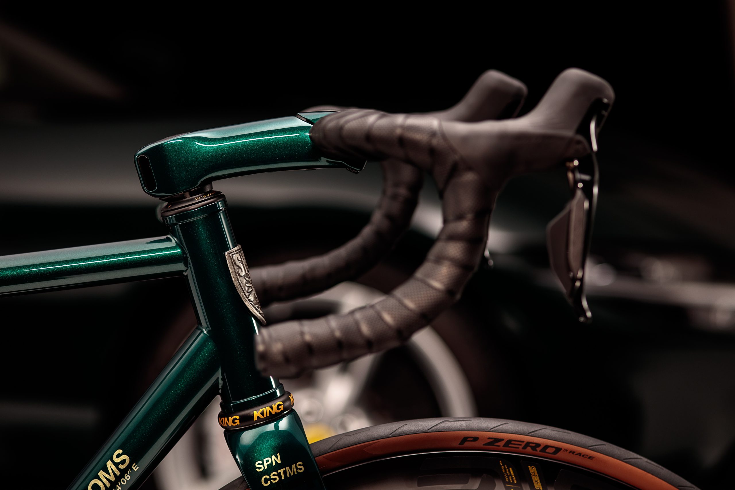 Spoon Customs 3001 Edit web scaled Spoon Customs to debut integrated Izoard RR road race bike at Bespoked