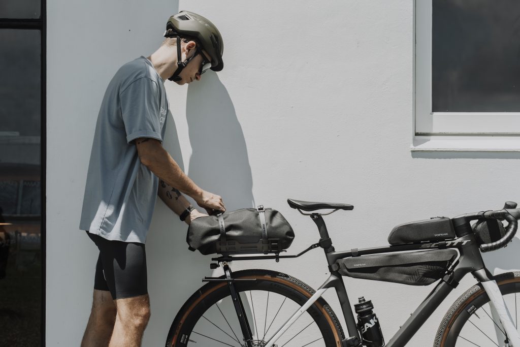 Topeak introduces minimalist Zi:RAK luggage rack