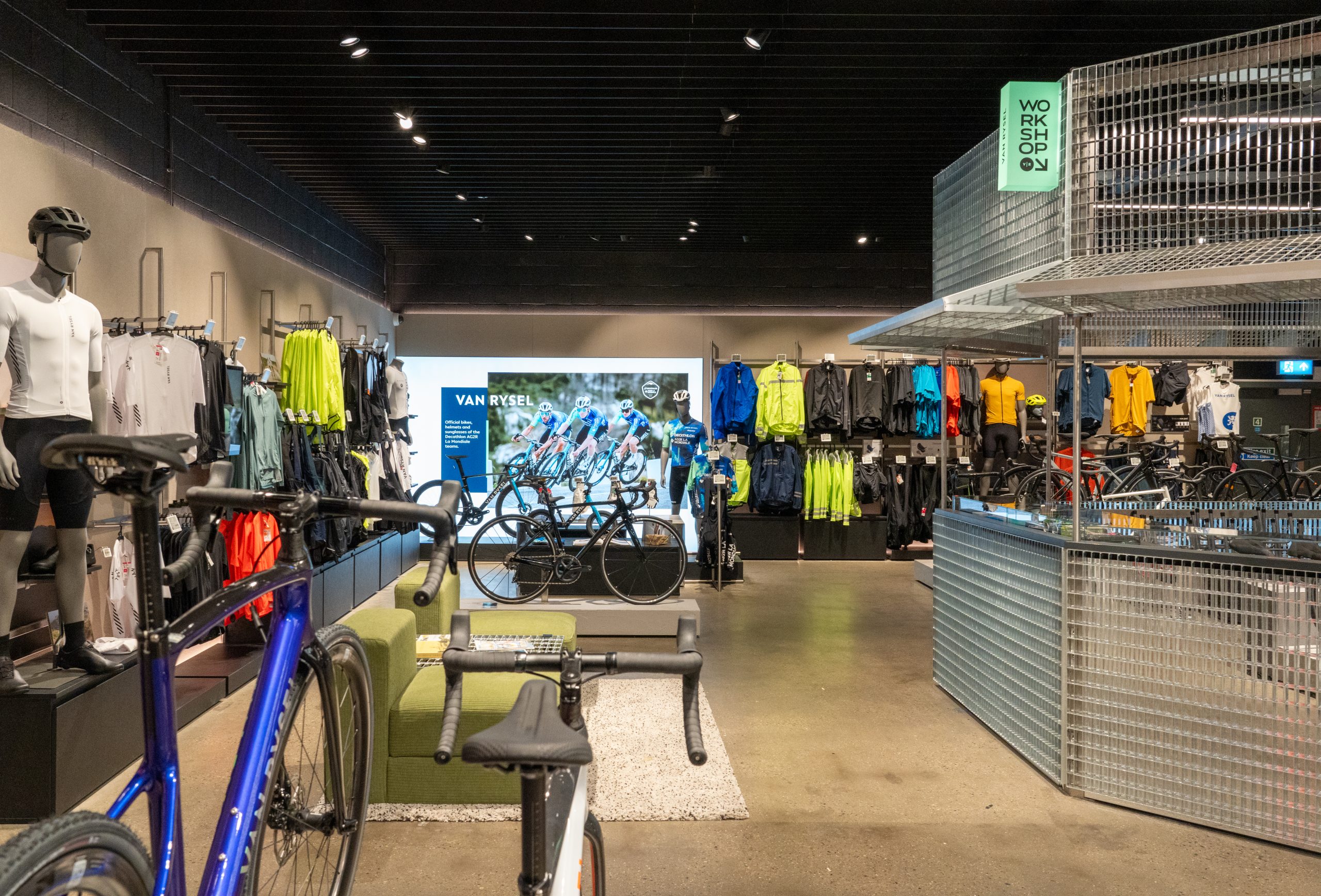 VRStoreLaunch24.04.24 CreditZFMedia 8 scaled Van Rysel opens first concept store in London