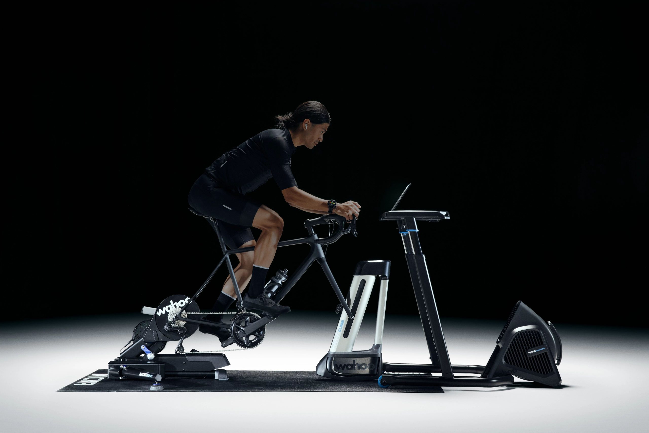 Wahoo KICKR MOVE WFBKTR123 PRODUCT ECOSYSTEM WIDE 02573 01 1 scaled Wahoo introduces Kickr Move and Kickr Bike Shift