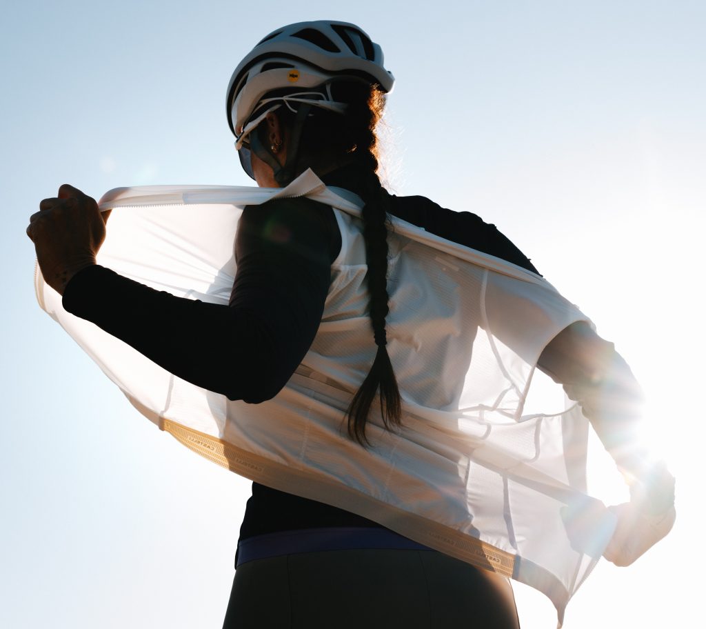 Z8D 3495 Castelli expands Espresso range for transitional riding conditions
