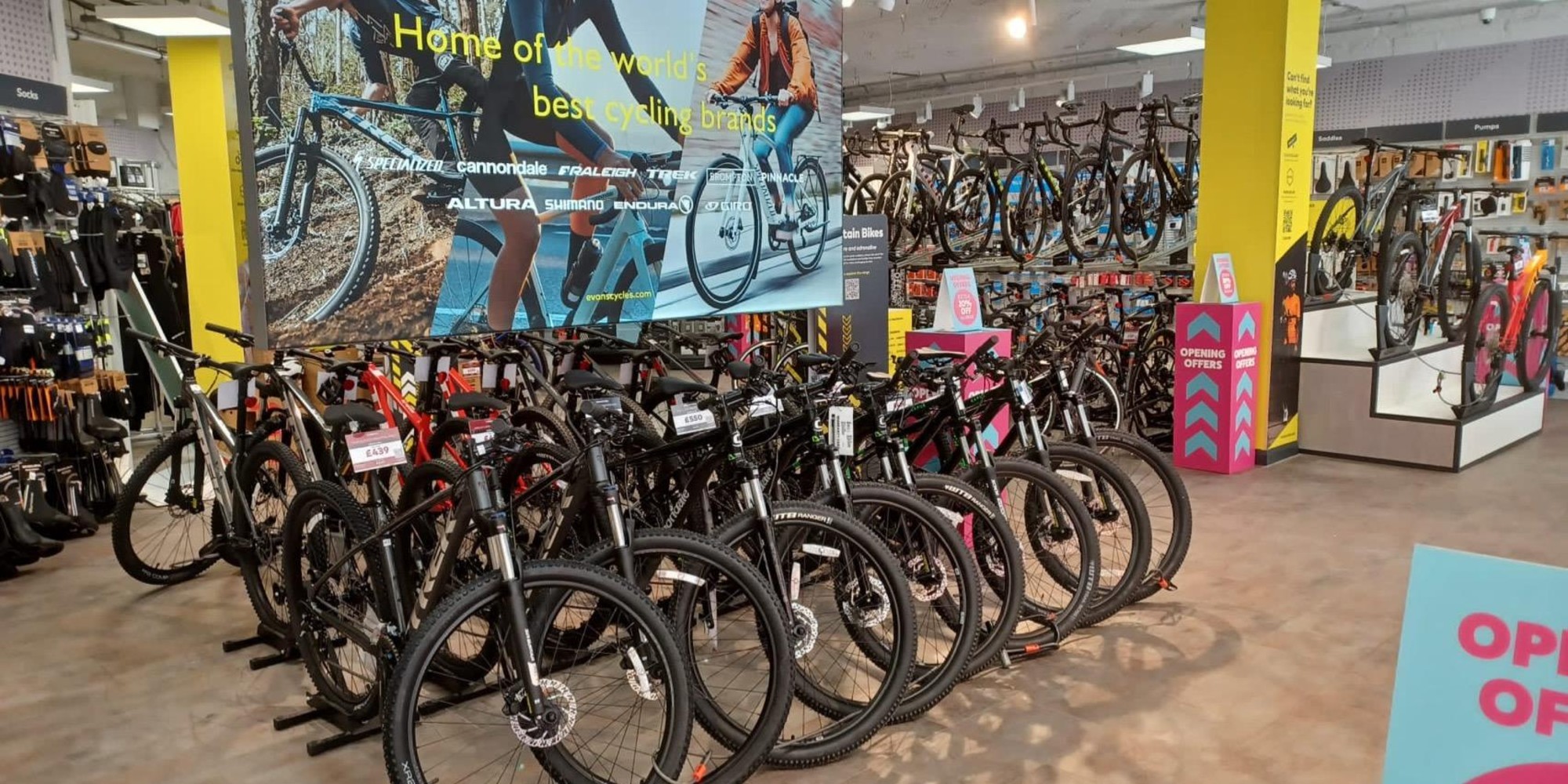 Se tilbage Midlertidig væske Evans Cycles announces new store openings in Leeds and Stafford - Business  - BikeBiz