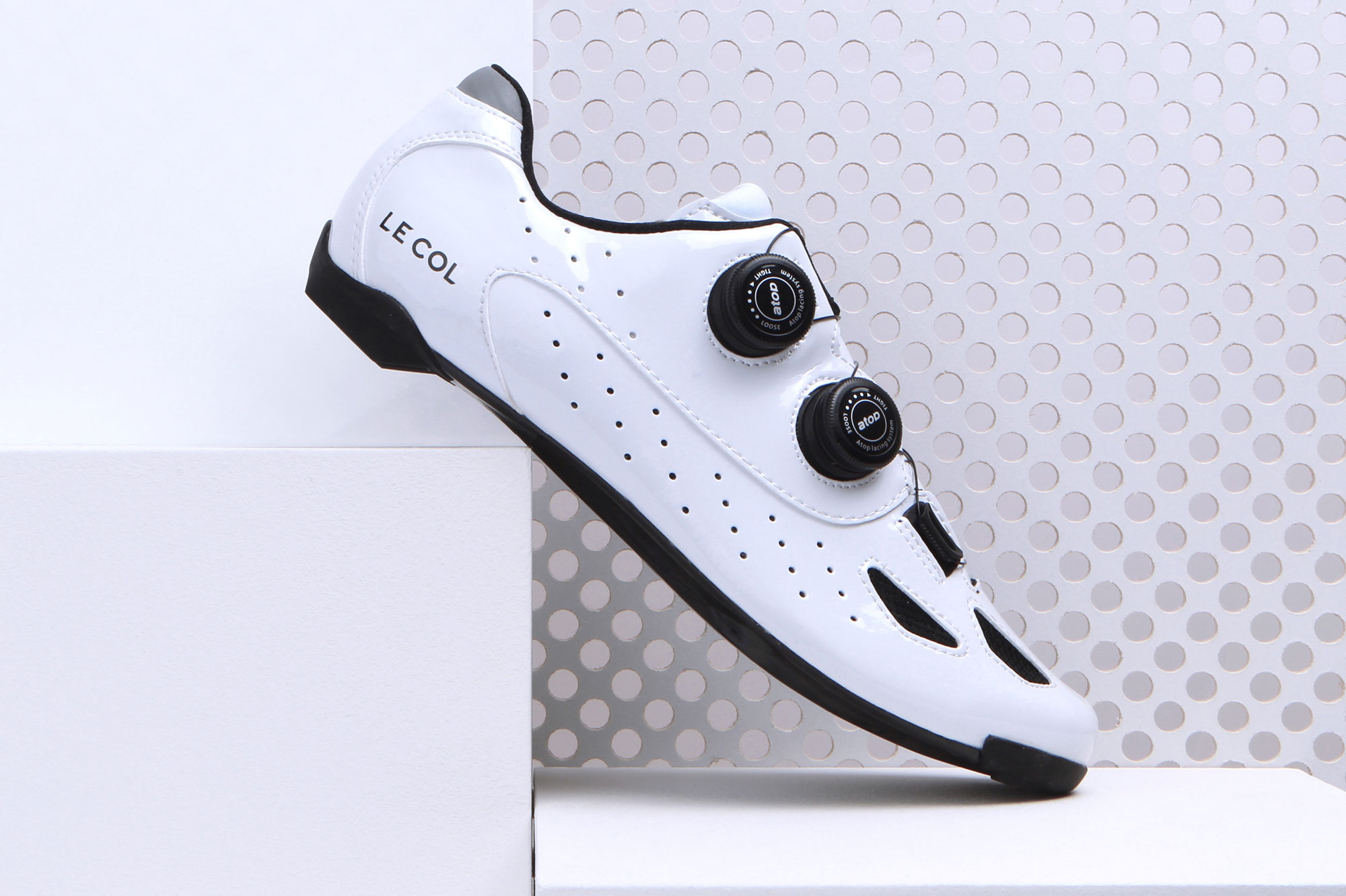 Le Col introduces Pro Carbon cycling shoes