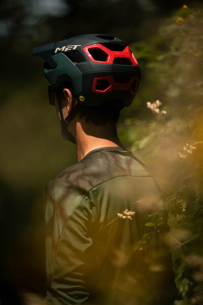 Met Revo helmet
