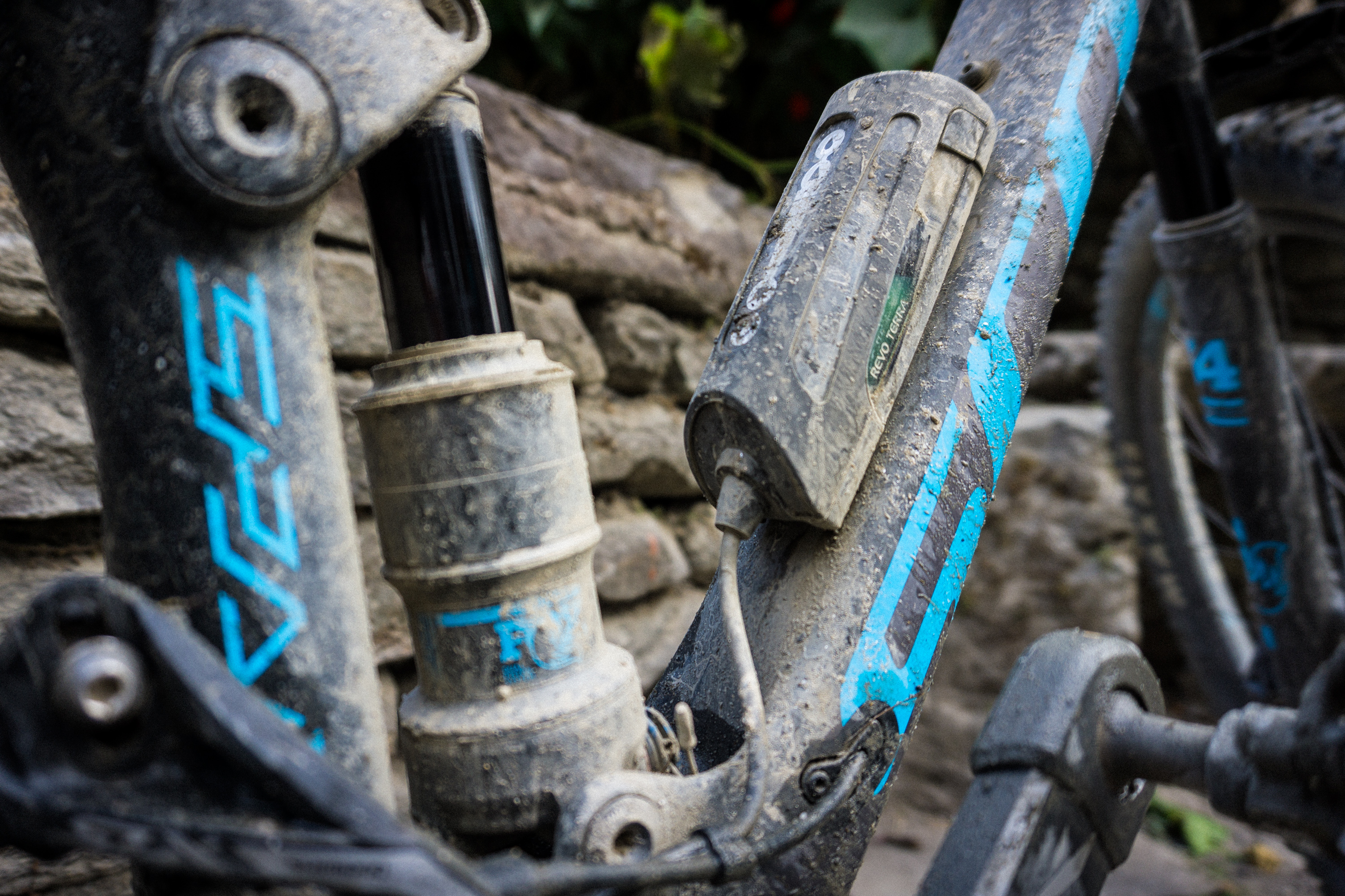 Flaér goes direct to dealers