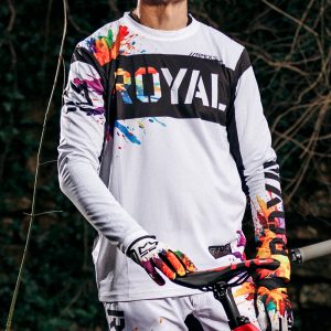 rr apex jersey ls Credit Edward J Felton Royal Racing announces limited edition relaunch